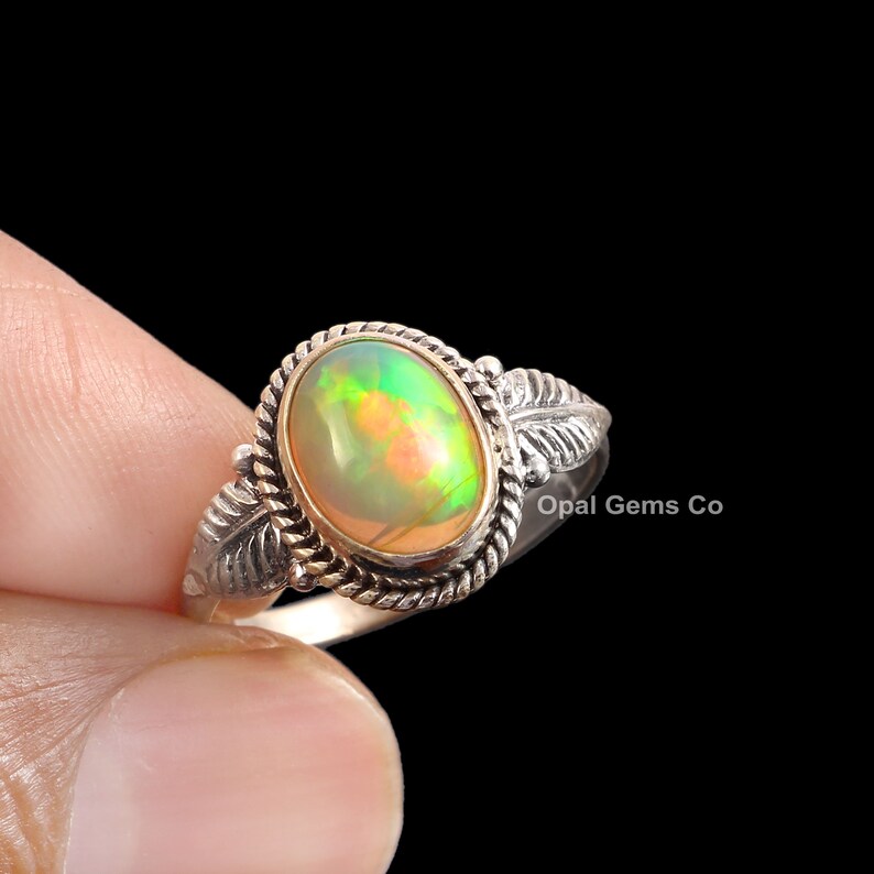 Flashy Opal Stone | Statement Ring Opal Ring Welo opal 925 Silver Ring Ethiopian Opal Gemstone Stackable Ring Signet Ring