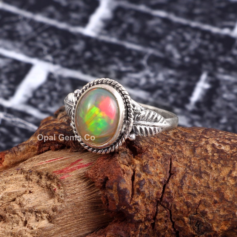 Flashy Opal Stone | Statement Ring Opal Ring Welo opal 925 Silver Ring Ethiopian Opal Gemstone Stackable Ring Signet Ring