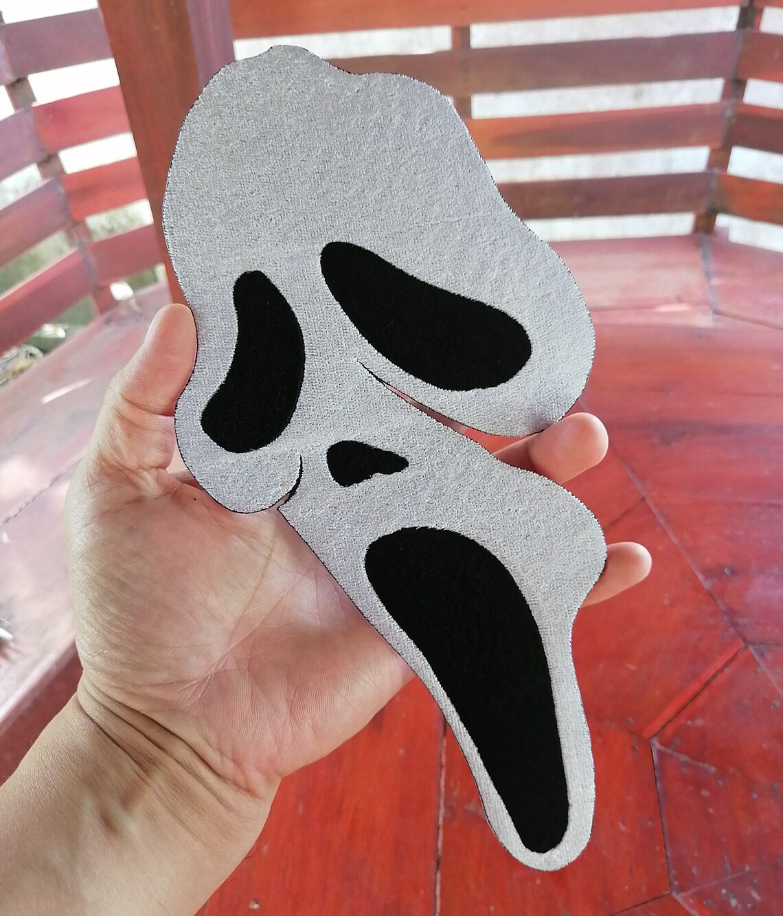 Scream Ghost Face Lanyard - Classic Horror Movie Badge Holder For Work Or Play