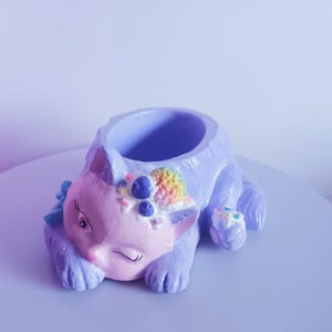 Cute Hand made Cat Succulent Planter - Cat Plant Pot - Cat Home Decor - Cat Mini Planter - Cute Planter - Flower planters - Animals pots