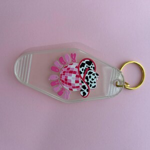 glow in the dark keychain