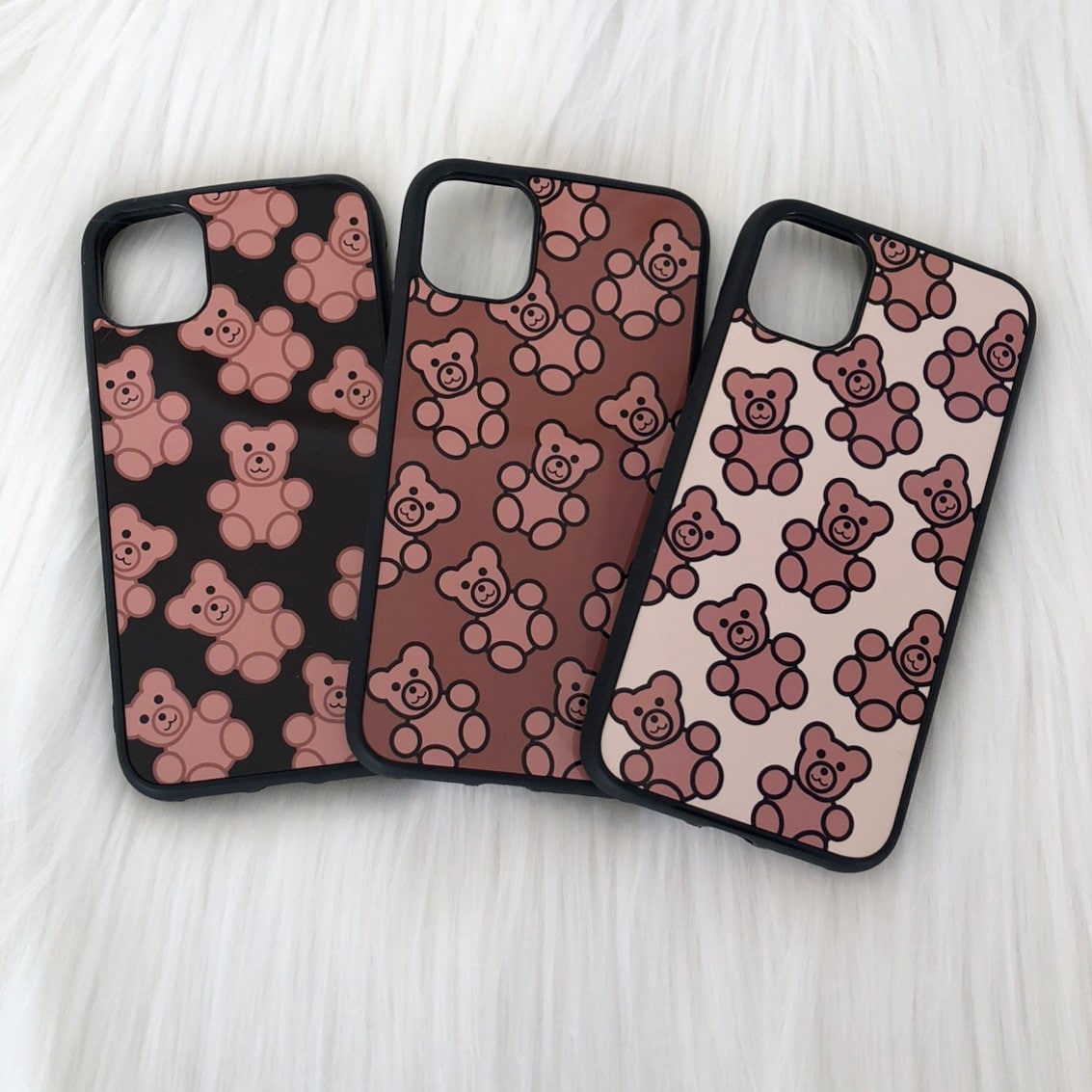 LOUIS VUITTON LV PATTERN LOGO HELLO KITTY iPhone 12 Pro Max Case Cover