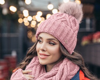 women's scarf and gloves