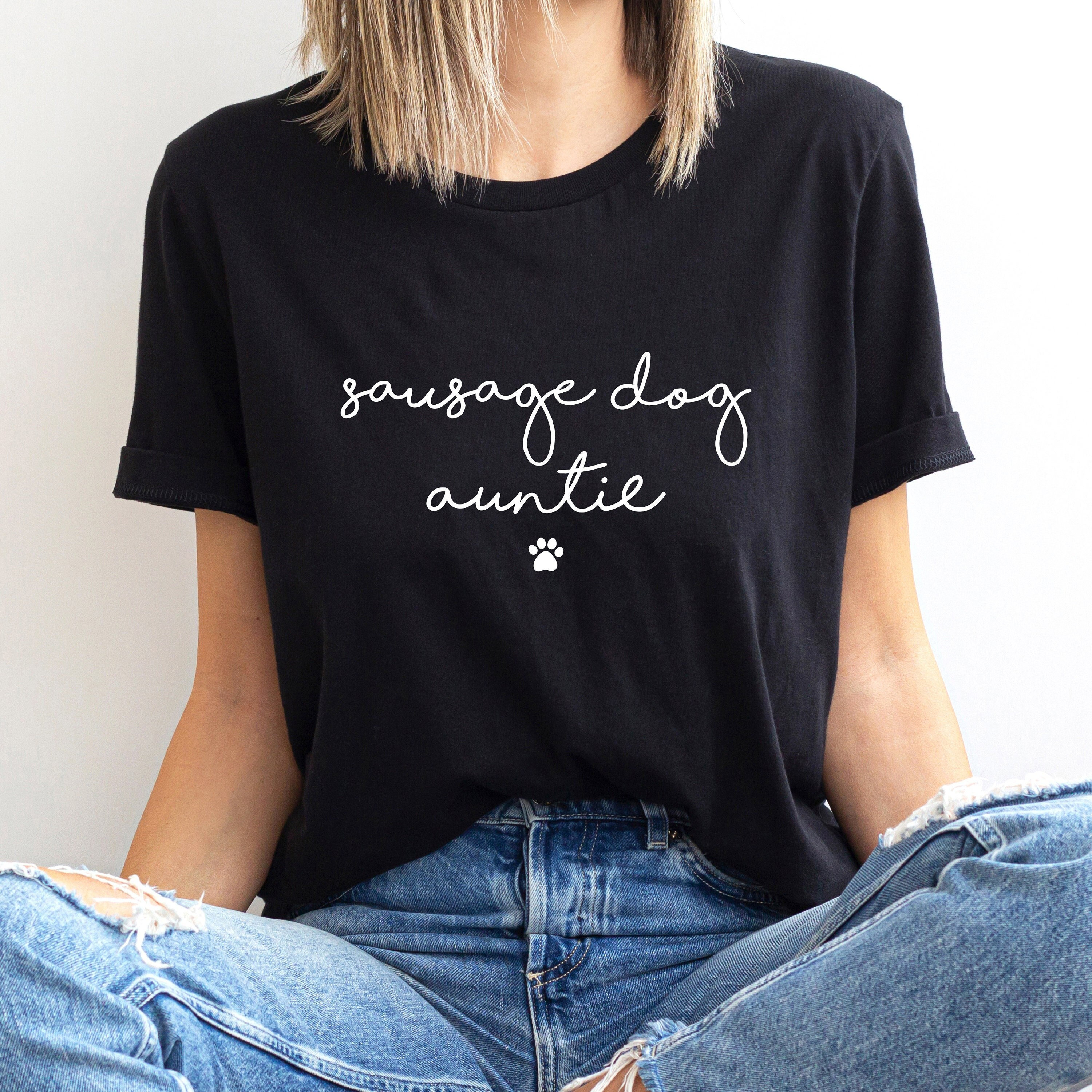 Sausage dog auntie t shirt tshirt t-shirt tee. Womens Dachshund dog auntie aunty aunt gift present. Pink black red blue. UK