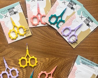 Tijeras de bordar con diseño de girasol: ¡bonitas, compactas y coloridas!