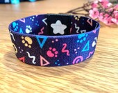 90s Paw Print Wristband