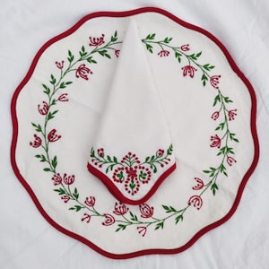Christmas linen -  Hand Embroidery Table linen- Scallop Napkins and Table Mats- Sold as set of two