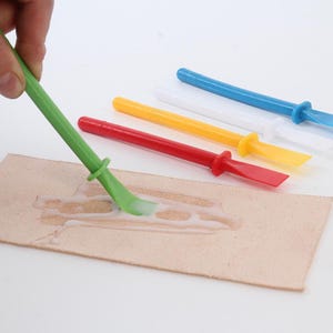 Glue Applicator Stick for Leather Craft- Leather Glue Application Tool- Leather Surface Treatment
