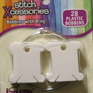Janlynn 28 Plastic Floss Bobbins w/ 2.5" Ring