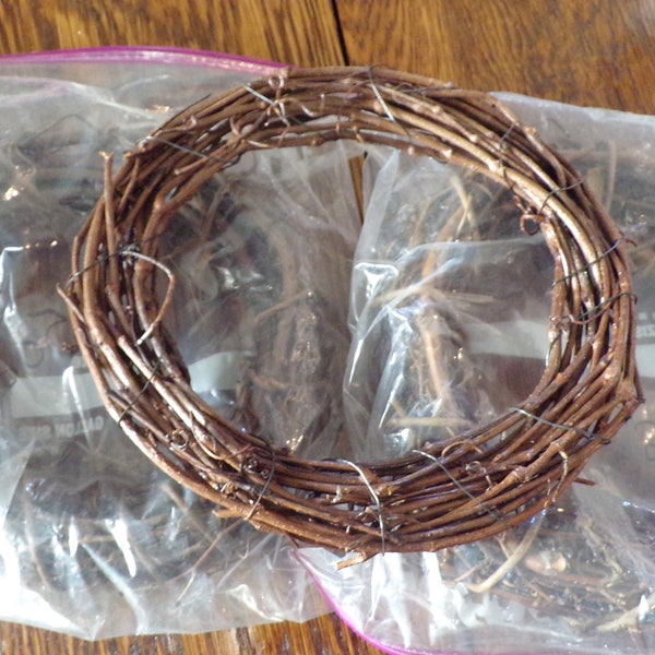 Lot of Grapevine Wreaths and Twig Garland - 2 - 6 foot twig garlands and 3 - 6" grapevine wreaths