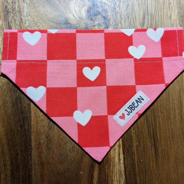 Pet Bandanas - Retro Love - Over the Collar Bandana -Valentine, heart, smiley, love, galentine, valentine's day, dog mom, pink, checkered