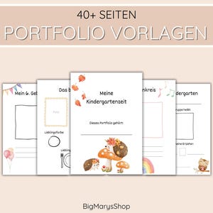 Puede incluir: Un conjunto de plantillas de portafolio blancas con el texto "40+ SEITEN PORTFOLIO VORLAGEN" en la parte superior. Las plantillas tienen ilustraciones de un erizo, setas y un arcoíris. El texto "Meine Kindergartenzeit" es visible.