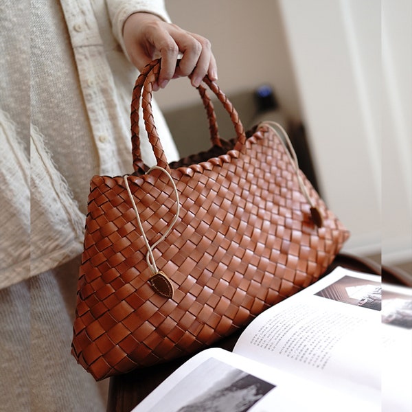 Brown Leather Woven Bag,Handmade Woven Bag With Handle,One Shoulder Tote Bag,Genuine Cowhide leather,Women Bag,Best Gift