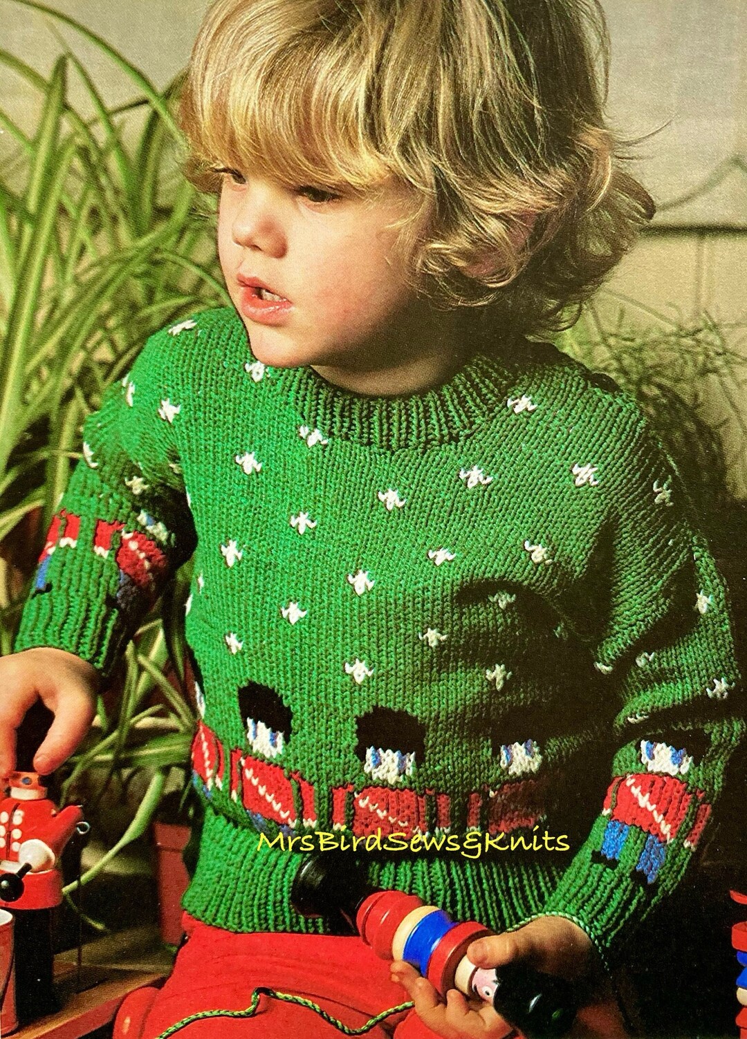 Soldier Guardsman Double Knit Child's Sweater Jumper Sizes 2230 Inch. King Queens Guard