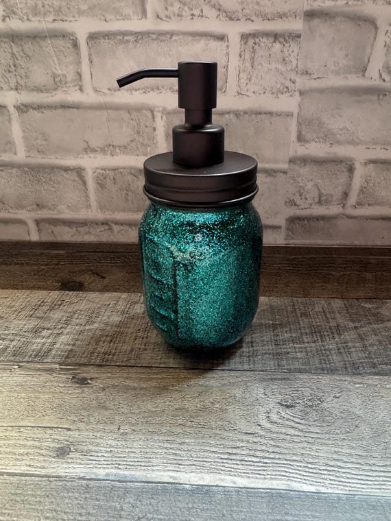 Glitter Soap Dispenser: Sparkle Bathroom Accessory