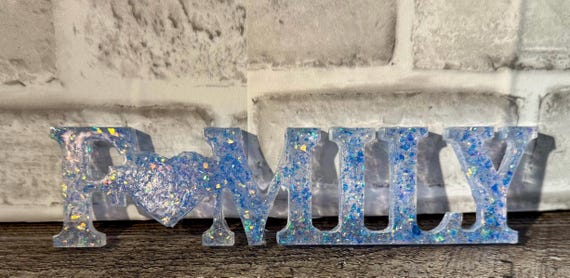 Resin word art sign;Family