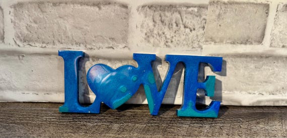 Resin word art sign;Love