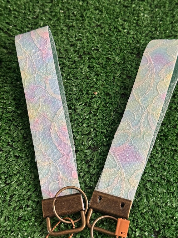 Faux Leather Glitter Keychain, Sparkly Key Holder, Key Organizer, Bag Accessory, Keyring Gift