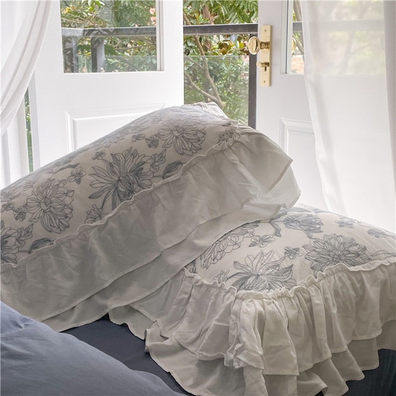 Ever Lasting Blue White Floral Bedding 
