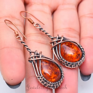 Orecchini in ambra a forma di pera con filo di rame avvolto / Gioielli in ambra fatti a mano / Regalo per la moglie / Gioielli in ambra Gioielli per la mamma