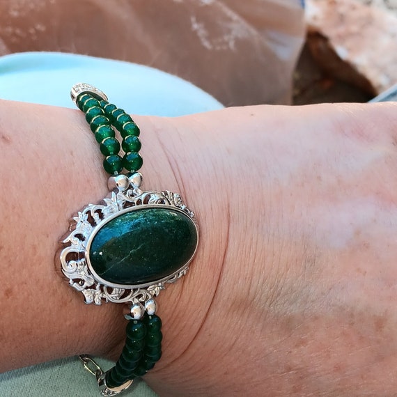 Amazing, Antique-Style Genuine Green Onyx and Aventurine Bracelet