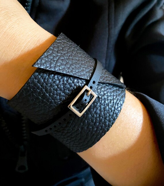 Wide leather bracelet womens deals