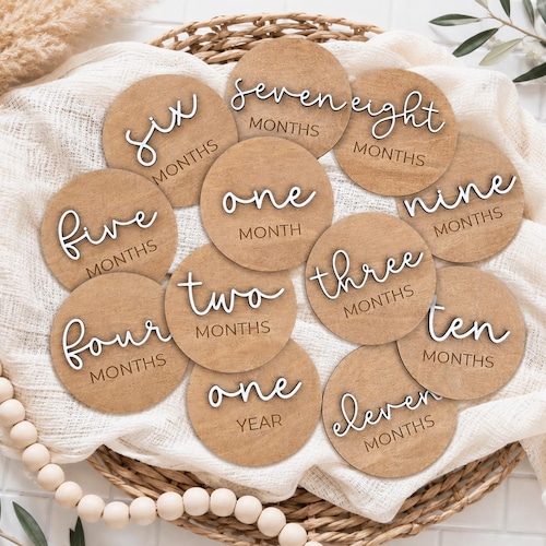 Personalized Wooden Baby Milestone Discs | Monthly Baby Photo Props | Baby Shower Gift | Newborn Milestone Markers