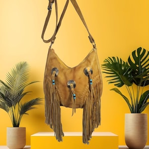 Concho Handtasche Leder Geldbörse in weichem Rindsleder mit südwestlichen Perle, Frined und Concho Design. Es ist in 3 Farben erhältlich; Hellbraun, Schwarz, Braun.