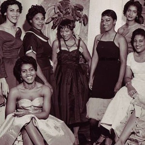 Histoical Photo ArtAfrican American Models Women in Dresses in the 1950s 8 x10 Photo african american wall art