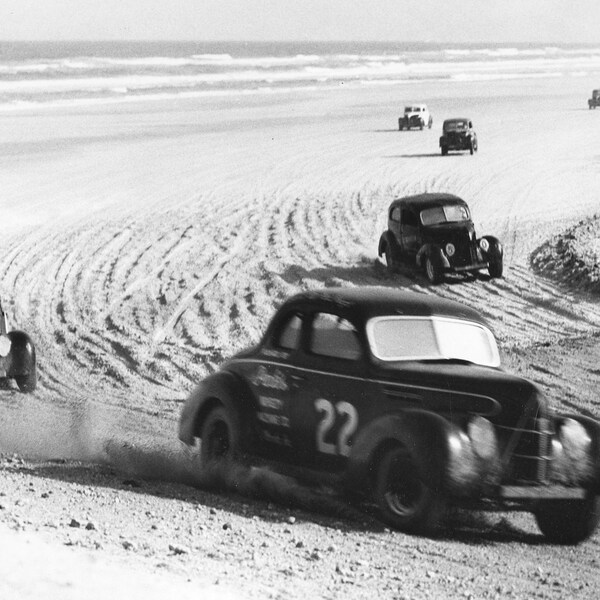 Stock Car Racing on the  sandy beaches of Daytona Florida 1950s  8  x 10 Photo on Fuji film gloss paper