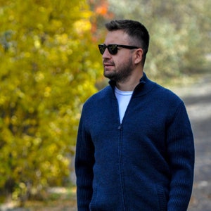 Men&#39;s Navy Merino Wool Double Zipper Mockneck Sweater