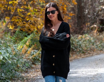 Hand knit Merino Wool Cardigan / Black Slouchy Fit Buttoned Sweater