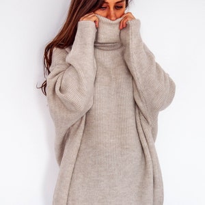 Beige Alpaca Wool Turtleneck Slouchy Oversize Sweater / Cream Organic Long Sleeve Oversize Pullover image 2