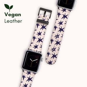Bracelet Apple Watch en cuir végan imprimé étoiles, tailles 38, 40, 42, 44 et 45 mm. Bracelet imprimé en similicuir pour Apple Watch Series 10, 9, 8, 7, 6, 5, 4, 3, 2, 1, Ultra, 2 et SE.