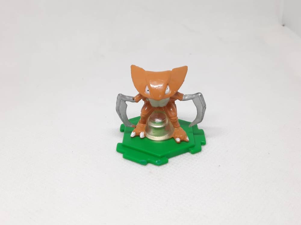 Kabutops figure - Etsy 日本