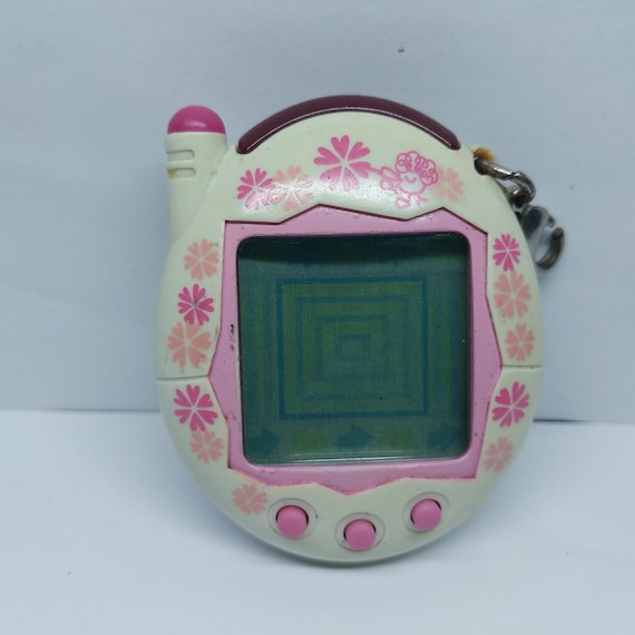 Tamagotchi 20th Anniversary ホワイト/ピンク Bandai Tamagotchi 20th Anniversary Melody M X Ver. Royal