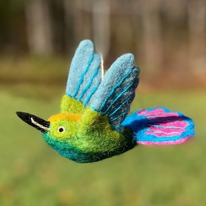 Mango Hummingbird/ Bird Decor / Bird Figurine /Felt Ornament/ Bird Ornament / Felt Christmas Ornament /American birds /humming bird ornament