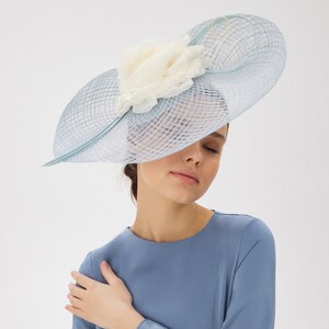 Exquisite Sinamay Fascinator Derby Hat for Women Blue with White Flower