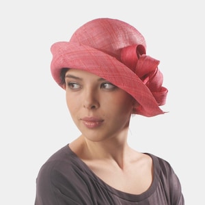 Elegant Raffia Fabric Hat with Bow