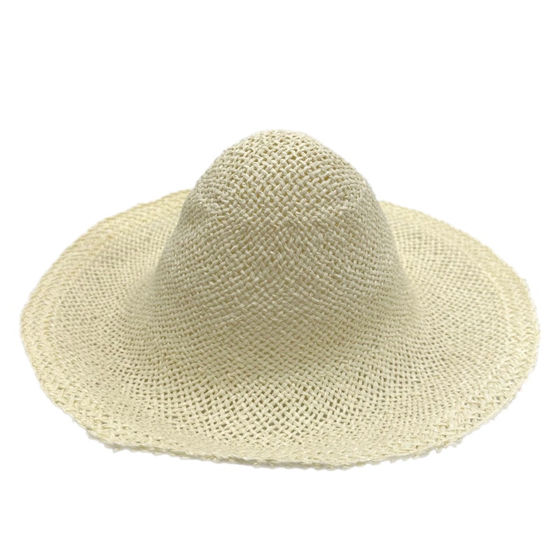 straw capeline