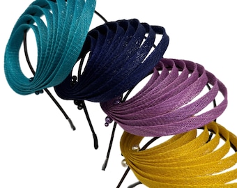 Tocados para bodas, fiestas de té, iglesias y más.