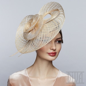Exquisite Fascinator Derby Hat for Women with Gold Flower