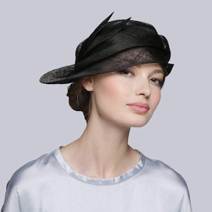 Lovely Cloche Hat of the Modern Shape Derby Church Headwear Black@Silver