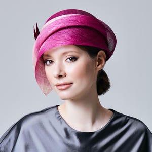 Lovely Cloche Hat of the Modern Shape Derby Church Headwear