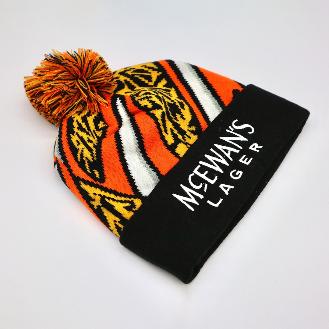 Rangers Retro 94/96 Goalkeeper Bobble Hat orange 1994/96 W/ Embroidery Goalkeeping Kit Winter