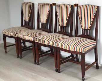 A Pair of 4 Art Deco Amsterdam School ‘t Woonhuys Dining Chairs The Netherlands 1930s