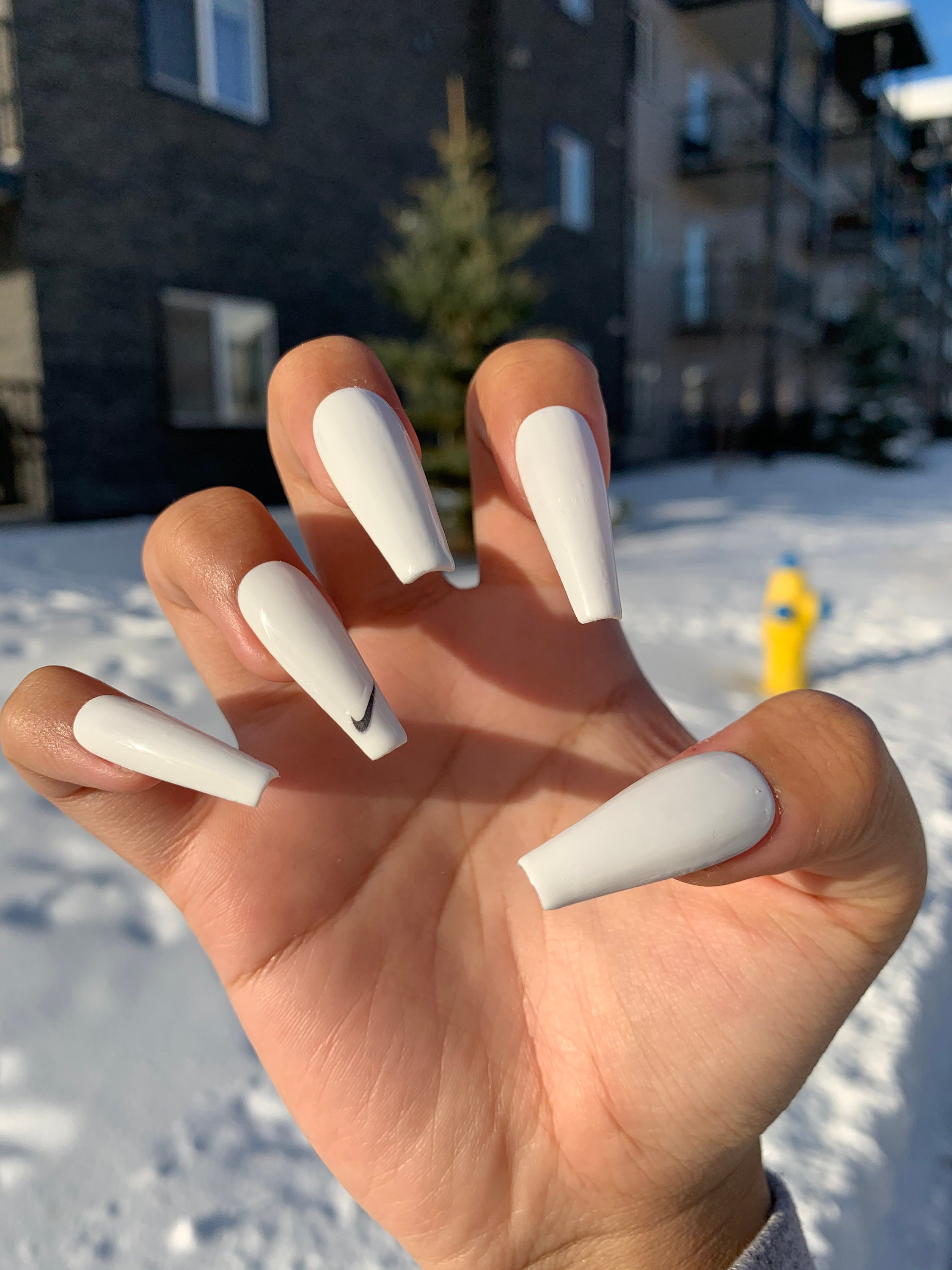 White Nike Gel Presson Nails brillant/mat avec de la colle Etsy