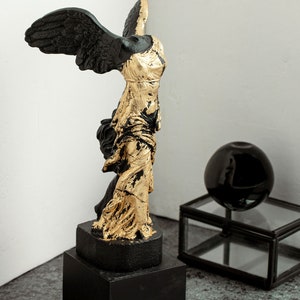Winged Victory Nike Of Samothrace Sculpture Ancient Greek Famous Statue 25cm Height