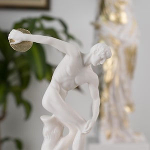 Diskobolus Sculpture Greek Statue Modern Colour Handmade Statue 23.5cm Height