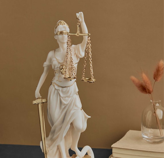 正義の女神像 テミス ギリシャの女神 彫刻 弁護士への贈り物 高 正義の女神像 テミス ギリシャの女神 彫刻 弁護士への贈り物 高